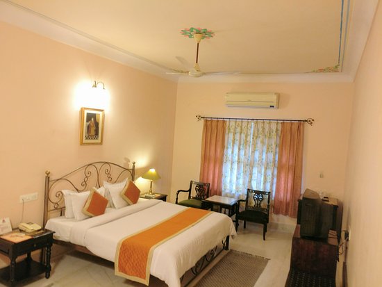 Hotel Suryaa Villa