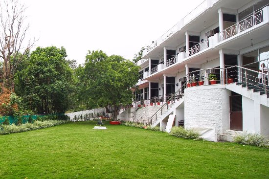 Hotel Pine Oak Nainital